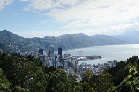 Photo of property in 6 Brooklyn Terrace, Brooklyn, Wellington, 6021