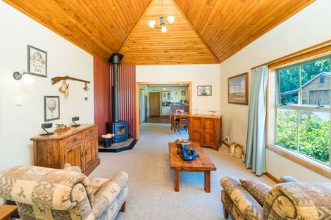 Photo of property in 414 Waitohi Road, Rongotea, Palmerston North, 4476