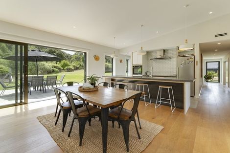 Photo of property in 43 Peregrine Falcon Road, Mount Creighton, Queenstown, 9371