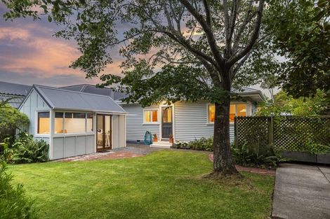 Photo of property in 94 Hawthorne Street, Strowan, Christchurch, 8052