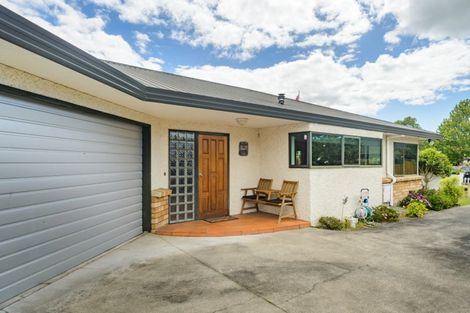 Photo of property in 27 Strachan Way, Highbury, Palmerston North, 4412