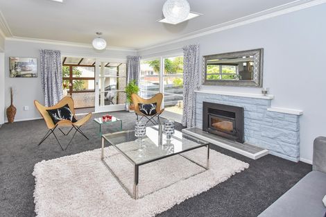 Photo of property in 6 Lawrence Crescent, Hillpark, Auckland, 2102