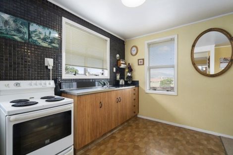 Photo of property in 4 Mawhare Street, Titahi Bay, Porirua, 5022