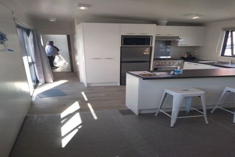 Photo of property in 13 Frederick Street, Carterton, 5713