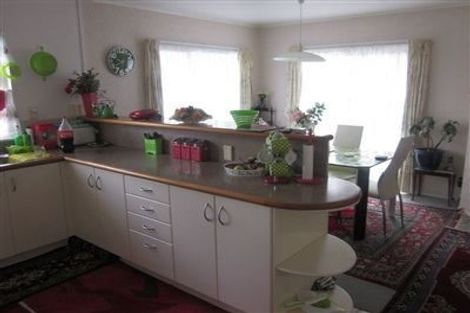 Photo of property in 46a Staveley Avenue, Mount Roskill, Auckland, 1041