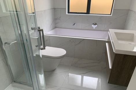 Photo of property in 111 Tiriwa Drive, Massey, Auckland, 0614