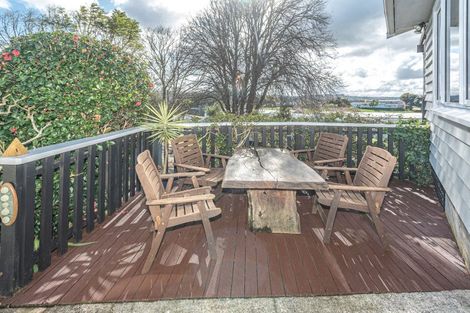 Photo of property in 50 College Street, College Estate, Whanganui, 4500