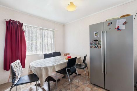 Photo of property in 2/17a Idesia Place, Totara Heights, Auckland, 2105