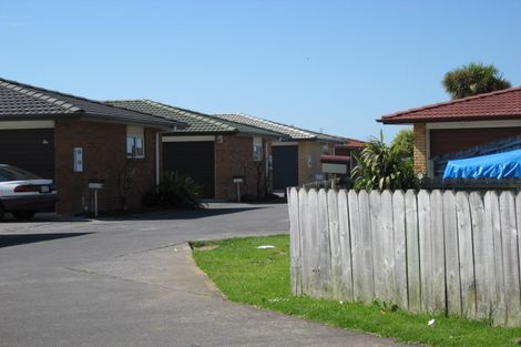 Photo of property in 112 Crawford Avenue, Mangere Bridge, Auckland, 2022