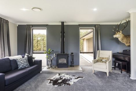 Photo of property in 5 Wake Place, Aokautere, Palmerston North, 4471