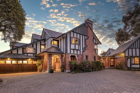 Photo of property in 283 Papanui Road, Merivale, Christchurch, 8052