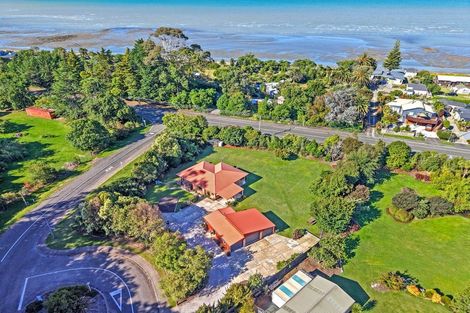 Photo of property in 1 Crusader Drive, Ruby Bay, Mapua, 7005