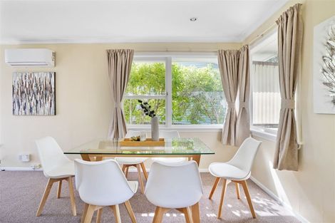 Photo of property in 1/33 Exmouth Road, Northcote, Auckland, 0627