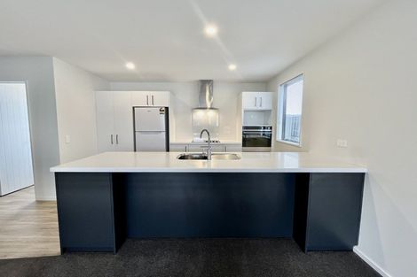 Photo of property in 17 Wheatsheaf Lane, Heathcote Valley, Christchurch, 8022