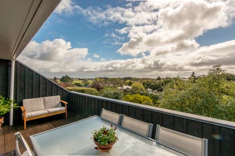 Photo of property in 18 Happy Home Road, Westmorland, Christchurch, 8025