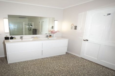 Photo of property in 21 Waikato Esplanade, Ngaruawahia, 3720