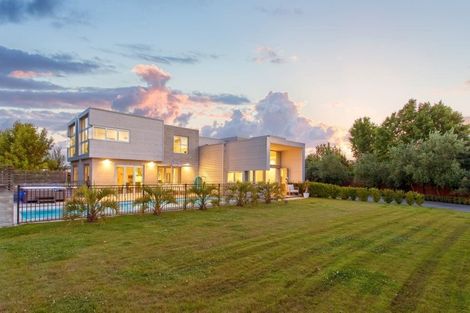 Photo of property in 5 Roderick Alleyn Lane, Papanui, Christchurch, 8052