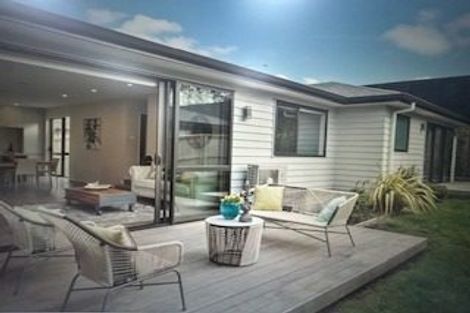 Photo of property in 15 Ahorangi Road, Silverdale, 0932