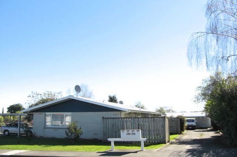 Photo of property in 2/8a Christie Crescent, Havelock North, 4130