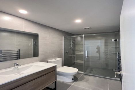 Photo of property in 5 Aramata Road, Papakura, 2110