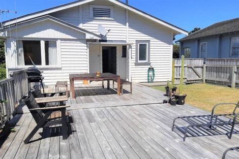 Photo of property in 21 Donald Street, Regent, Whangarei, 0112