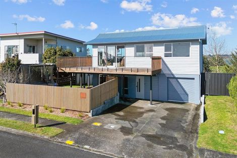 Photo of property in 172 Torkar Road, Clarks Beach, 2122