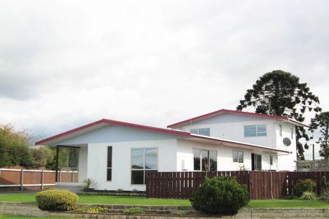 Photo of property in 10 Sutton Avenue, Clive, 4102