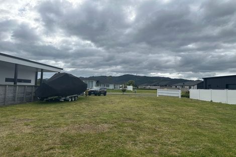 Photo of property in 43 Awatea Drive, Whitianga, 3510