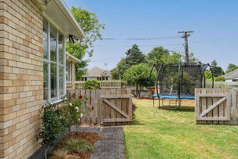 Photo of property in 45 Yeats Crescent, Fairfield, Hamilton, 3214