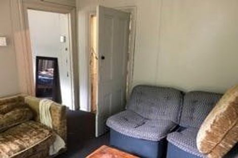 Photo of property in 1 Heriot Row, Dunedin Central, Dunedin, 9016