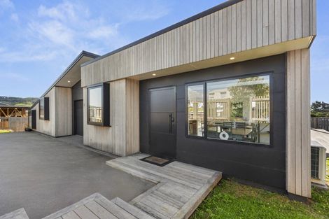 Photo of property in 4 Omahina Street, Raglan, 3225