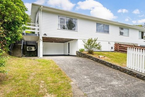 Photo of property in 71b Holland Street, Wainuiomata, Lower Hutt, 5014