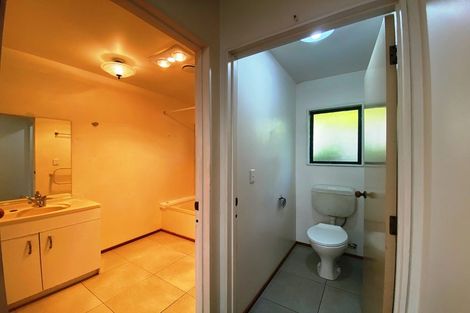 Photo of property in 14 Jean Place, Stanmore Bay, Whangaparaoa, 0932