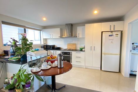 Photo of property in 39 Casuarina Road, Half Moon Bay, Auckland, 2012