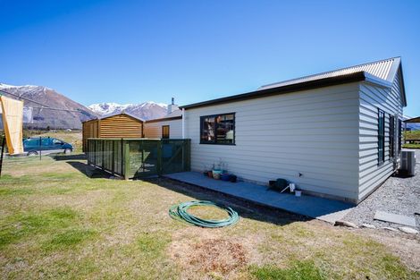 Photo of property in 3 Dobson Lane, Lake Ohau, Twizel, 9412
