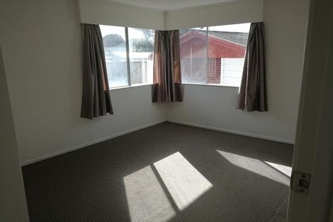 Photo of property in 62 Edgewater Drive, Pakuranga, Auckland, 2010