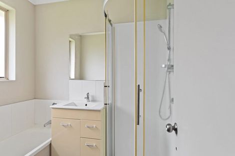 Photo of property in 1 Commodore Avenue, Flagstaff, Hamilton, 3210