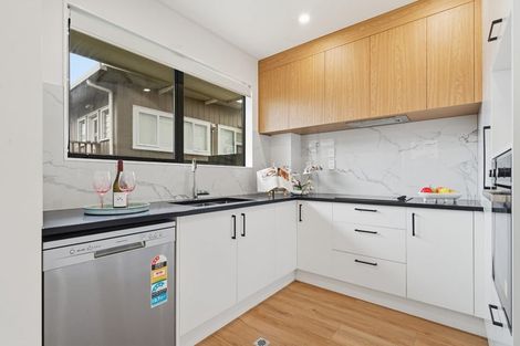 Photo of property in 2/5 Browns Road, Manurewa, Auckland, 2102