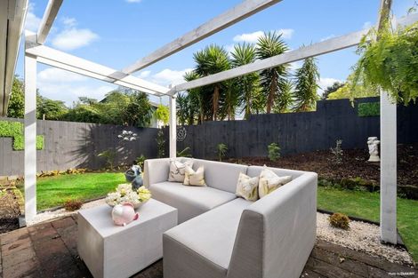Photo of property in 2/21 Cosy Place, Howick, Auckland, 2014