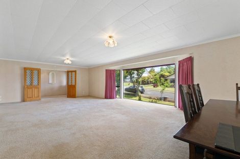 Photo of property in 12 Mark Place, Lynmore, Rotorua, 3010