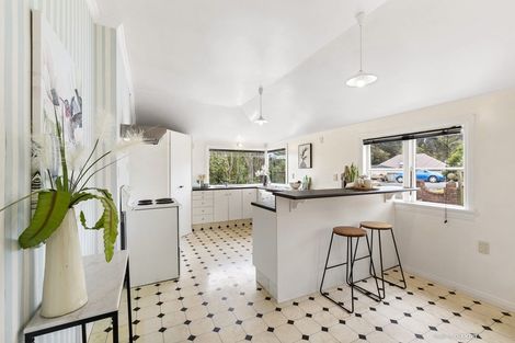 Photo of property in 34 Mandalay Terrace, Khandallah, Wellington, 6035