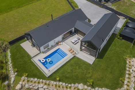 Photo of property in 5 Joyce Harsant Place, Cooks Beach, 3591