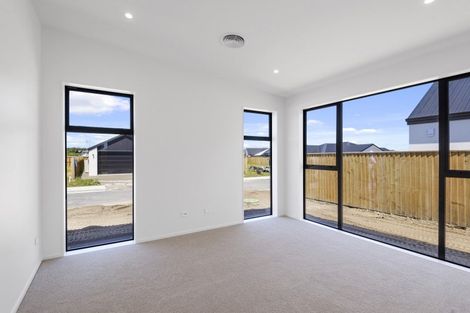 Photo of property in 5 Pipipi Lane, Halswell, Christchurch, 8025