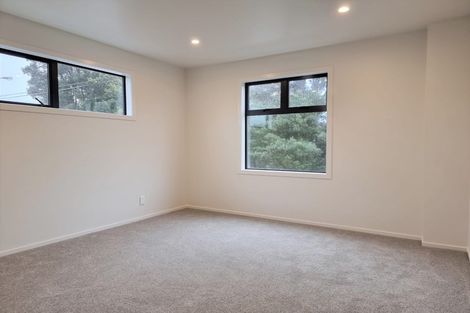 Photo of property in 2/338 Oxford Terrace, Avalon, Lower Hutt, 5011