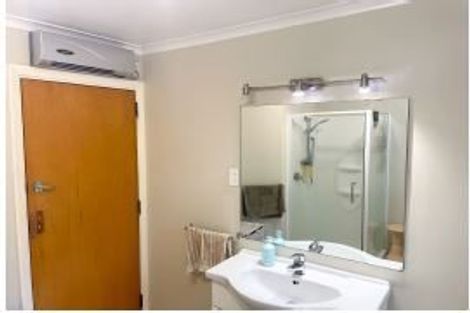 Photo of property in 53 Ford Road, Opawa, Christchurch, 8023