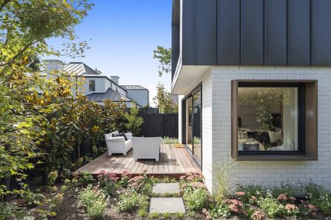 Photo of property in 65b Leinster Road, Merivale, Christchurch, 8014