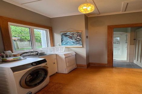 Photo of property in 6 Onslow Road, Bluff Hill, Napier, 4110