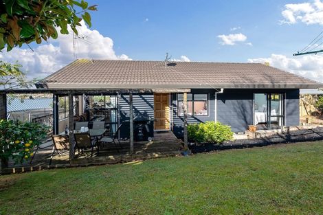 Photo of property in 1/48 Sandgate Avenue, Botany Downs, Auckland, 2010