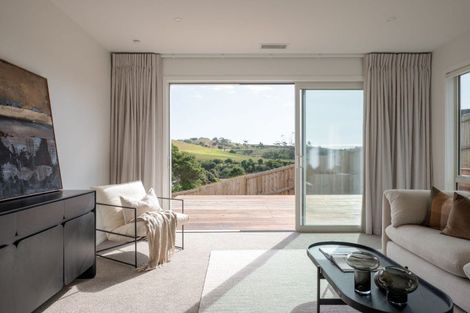 Photo of property in 98 Omahina Street, Raglan, 3225