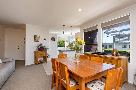 Photo of property in 1 Kinnel Grove, Papakowhai, Porirua, 5024